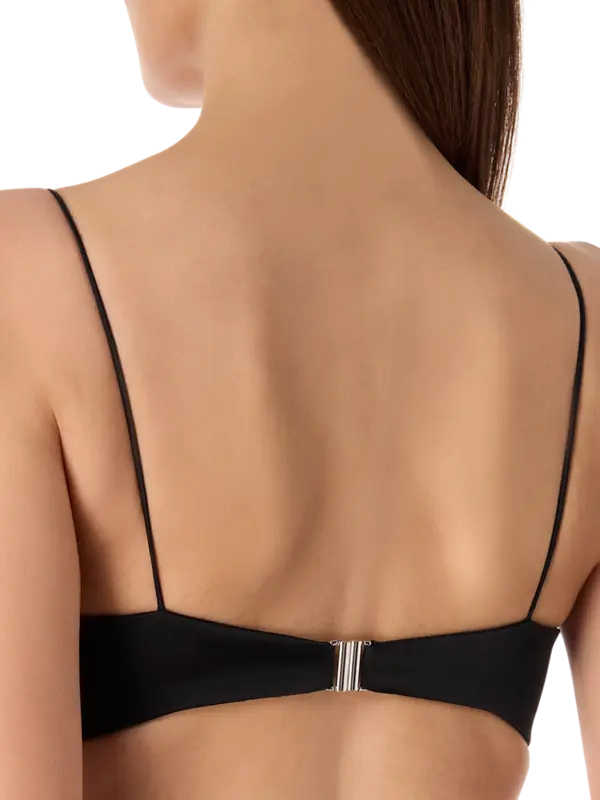 فستان إتيرنيتي طويل بصدرية مزخرفة