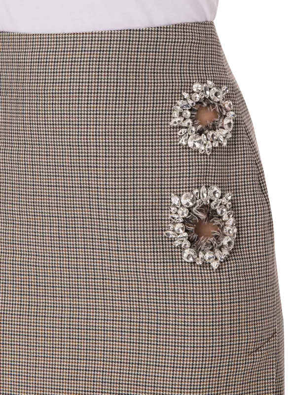 /original/2303S07235_AREA_Brown_Ivor_4.png_convert-600x800