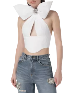 بلوزة بحمالة حول العنق مزينة بالكريستال بتصميم ممزق