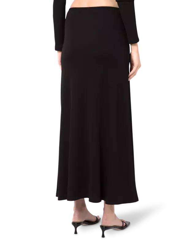 تنورة كاليستو أوربيت طويلة