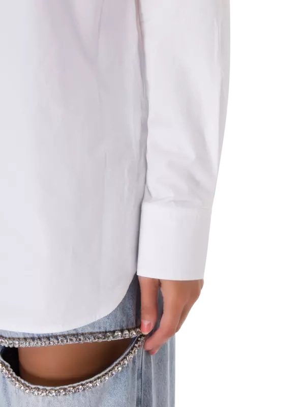 /original/2304T23272_AREA_White Whit_5.png_convert-600x800