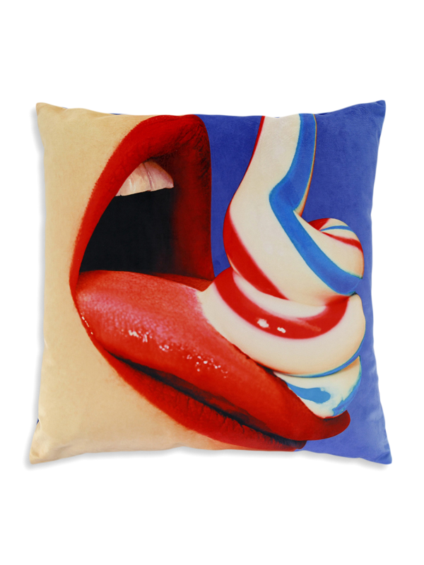 Comfortable Cushion with Lips and Toothpaste Print