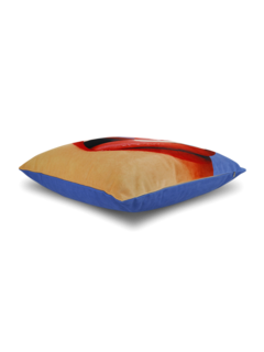 Comfortable Cushion with Lips and Toothpaste Print