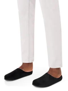 خف من الجلد السويدي سهل الارتداء