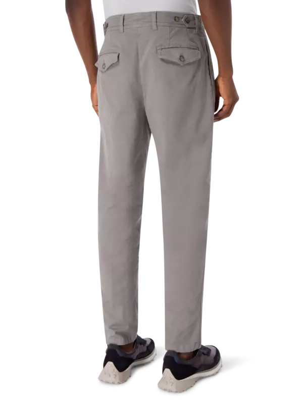 بنطال بريسبان