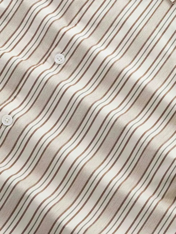 /original/2365973746_NN07_PrairieSt_4.png_convert-600x800