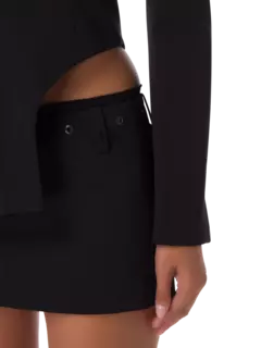 بودي سوت بأكمام طويلة ورقبة على شكل حرف V