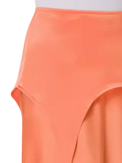 تنورة بقصة غير متماثلة