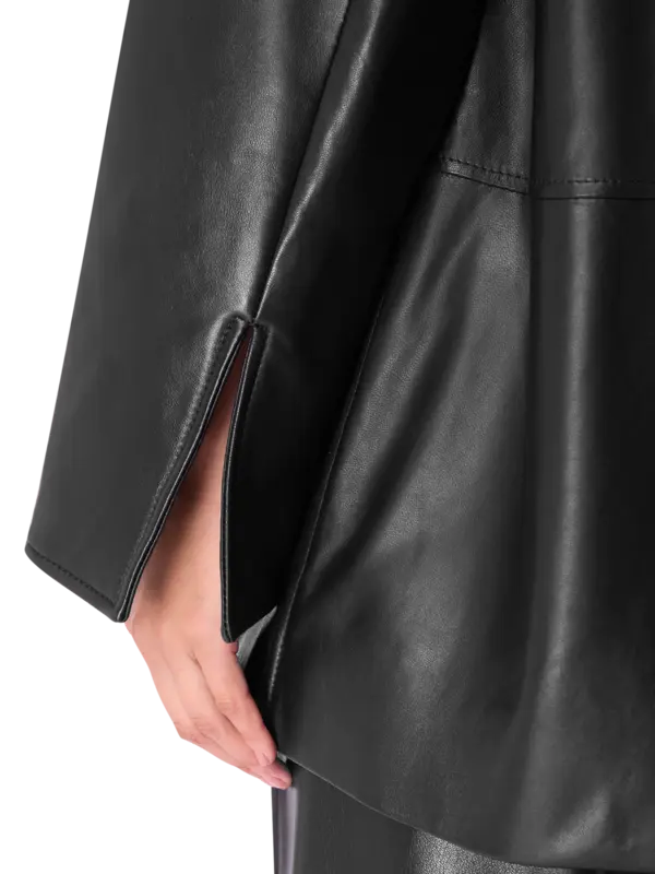 جاكيت تشارلي من الجلد