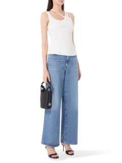 بلوزة بدون أكمام بتصميم متداخل