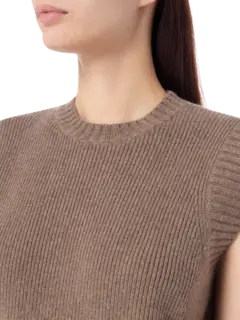 فيست من الكشمير مزين بفتحات