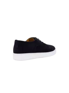 سنيكرز ماجنا برقبة منخفضة