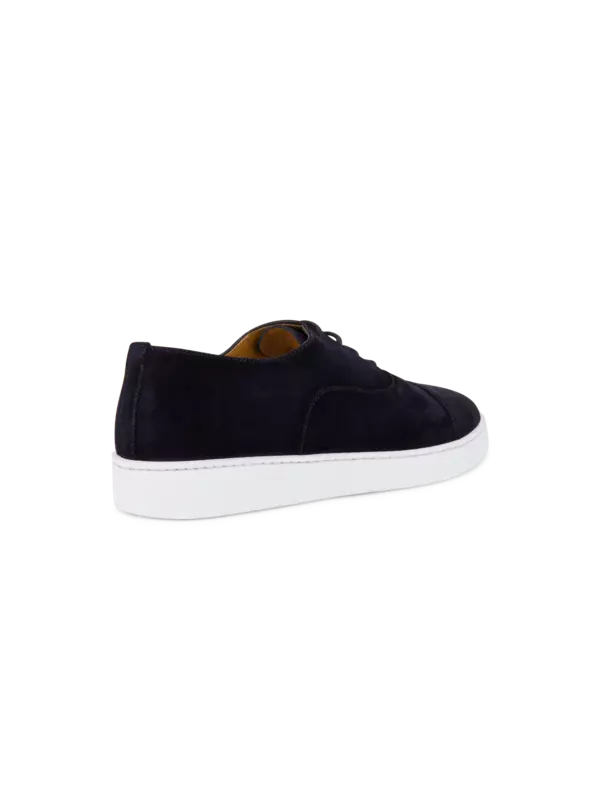 سنيكرز ماجنا برقبة منخفضة