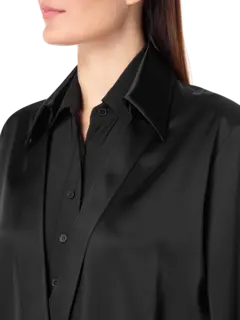 فستان قصير بتنورة ملفوفة حول الخصر