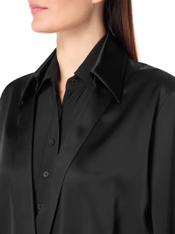 فستان قصير بتنورة ملفوفة حول الخصر