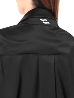 فستان قصير بتنورة ملفوفة حول الخصر