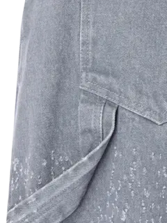 بنطال جينز بقصة أرجل واسعة وتفاصيل ليزر