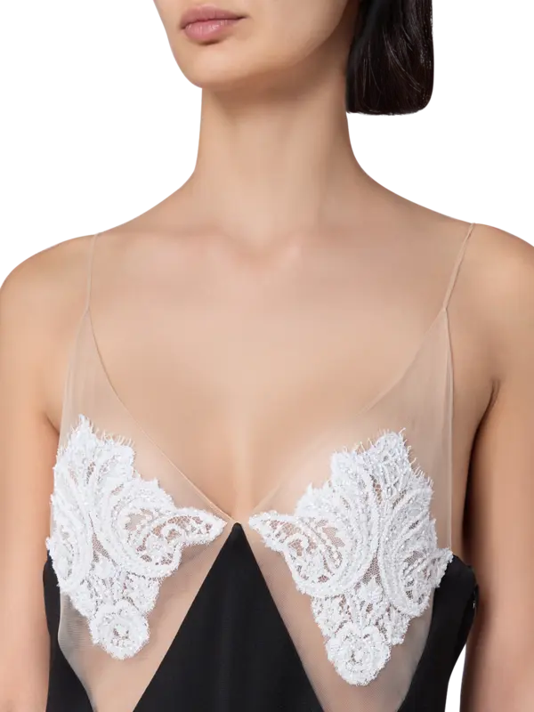 /original/2503DR00509_NUE_Black_4.png_convert-600x800