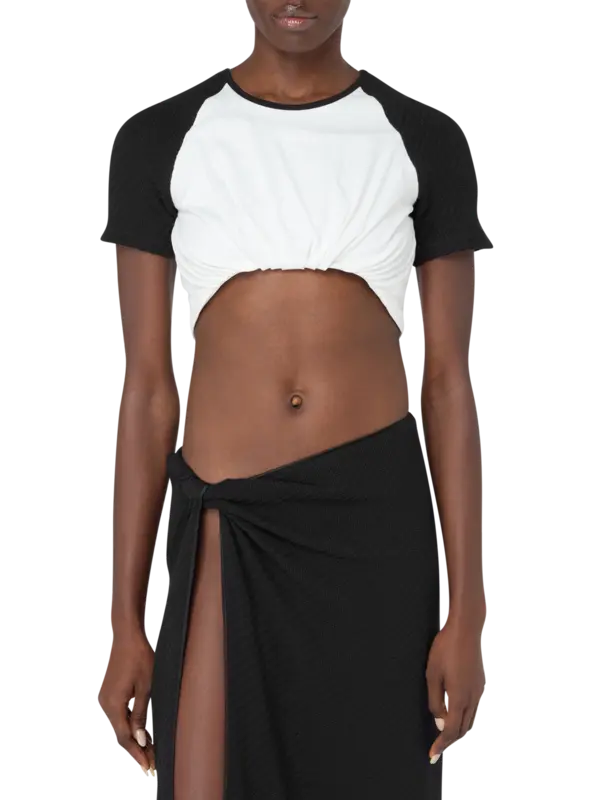 /original/25041549_CHEB_BlackWhite_1.png_convert-600x800