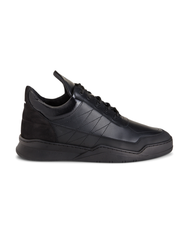 Low Top Ghost Tweek Sneakers