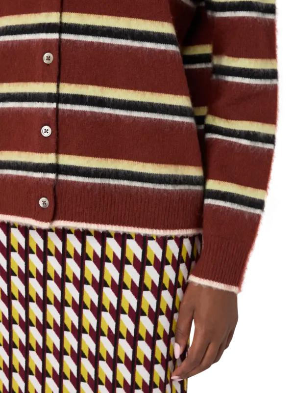 /original/25F020_ZNKV_226 Stripe_5.png_convert-600x800