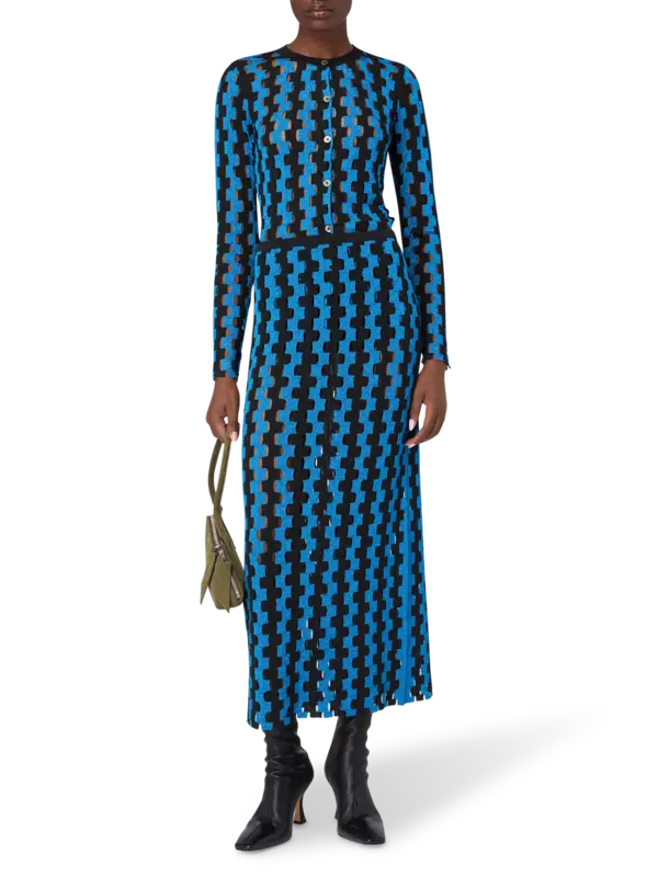 /original/25F063_ZNKV_472 Saphre_2.png_convert-600x800