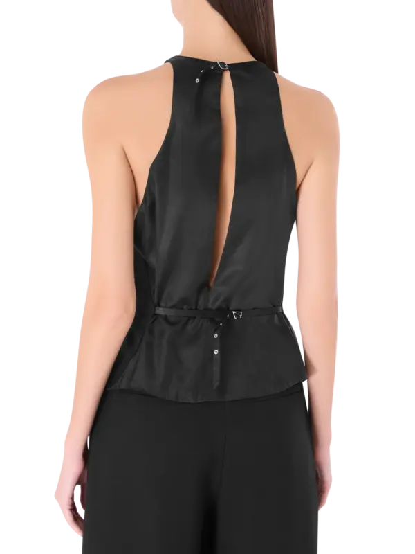 /original/25P1TO0778196_THMU_BLACK 1999_3.png_convert-600x800