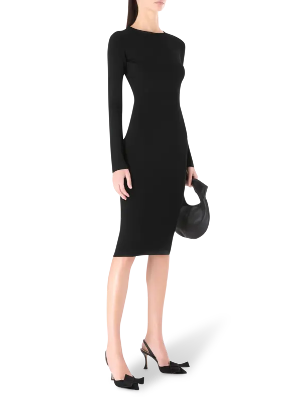 /original/25P2RO17211131_THMU_BLACK 1999_2.png_convert-600x800