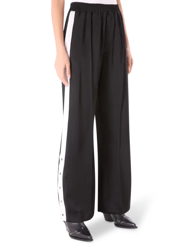 /original/25SSPUPA_SHNA_TS25002_1.png_convert-600x800