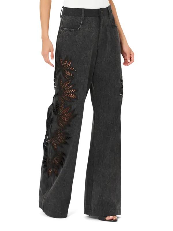 /original/25WWP02_DIOT_BLACK_1.png_convert-600x800