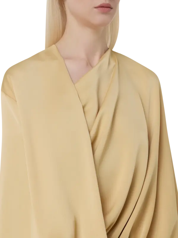 /original/26003107_CHEB_NudeGold_5.png_convert-600x800