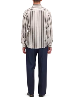 /original/2610000129_NN07_DeepTruff_3.png_convert-240x320