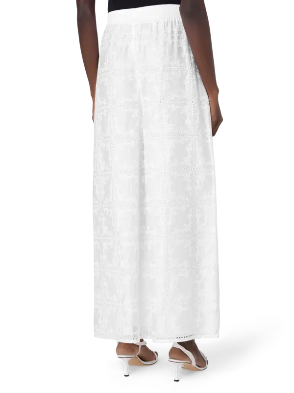 /original/26RE3076_AJE_Ivry_3.png_convert-600x800