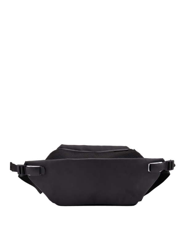 Isarau Obsidian Sling Bag