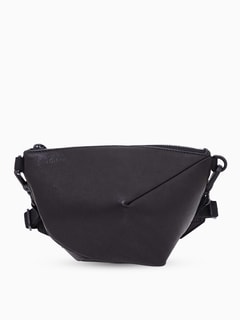 Caillou Sleek Leather Medium