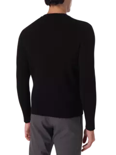 سترة محبوكة مضلعة بتصميم متعدد