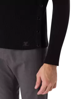 سترة محبوكة مضلعة بتصميم متعدد