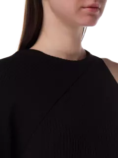 فستان طويل محبوك مضلع بتصميم غير متماثل