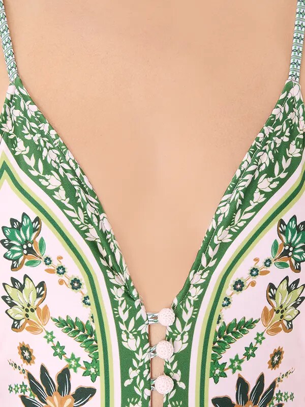 /original/329396_FRIO_Tapestry_4.png_convert-600x800