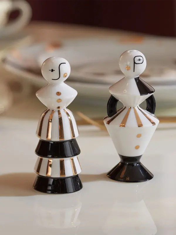 /original/33067_JOAD_Black_Whit_2.png_convert-600x800