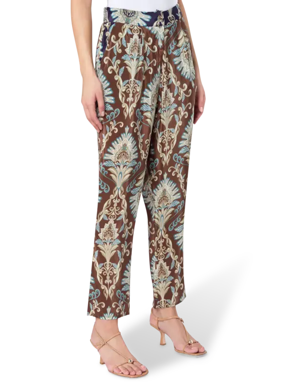 /original/340189_FRIO_ArbsqueBwn_1.png_convert-600x800