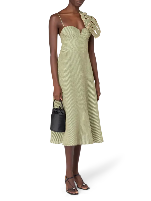 /original/344014_FRIO_Green_2.png_convert-600x800