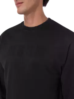 سويت شيرت بفتحة رقبة مستديرة وطبعة شعار