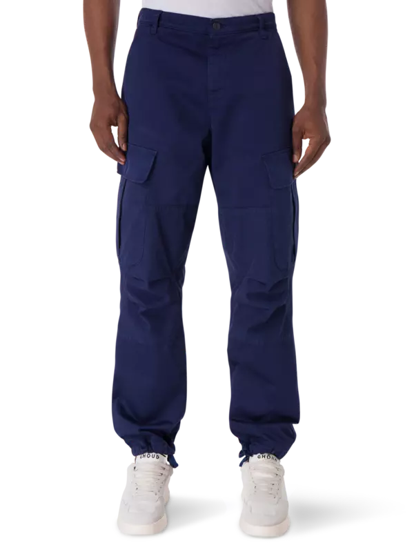 بنطال بقصة مريحة