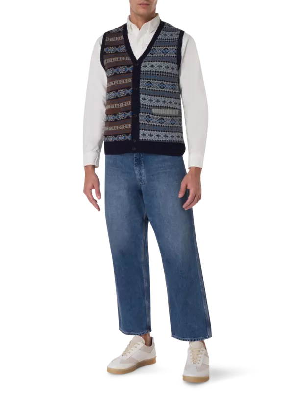 فيست محبوك بأزرار