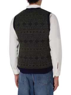 فيست محبوك بأزرار