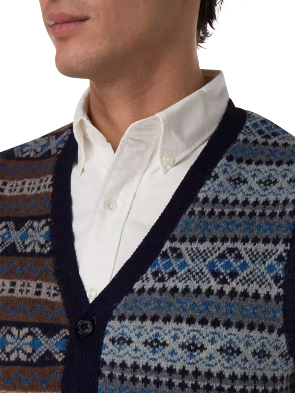 فيست محبوك بأزرار