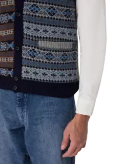 فيست محبوك بأزرار