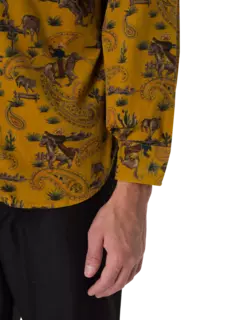 قميص بطبعة راعي البقر