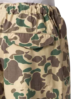 بنطال بتصميم عسكري